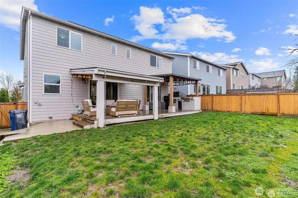 8218 37th Place NE Marysville WA 98270