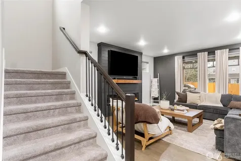8218 37th Place NE Marysville WA 98270