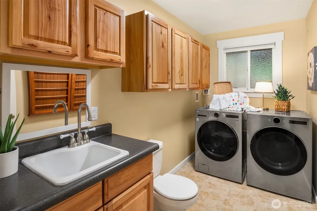 17536 NE 156th Street Woodinville WA 98072