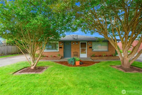 827 N 1st Street Renton WA 98057