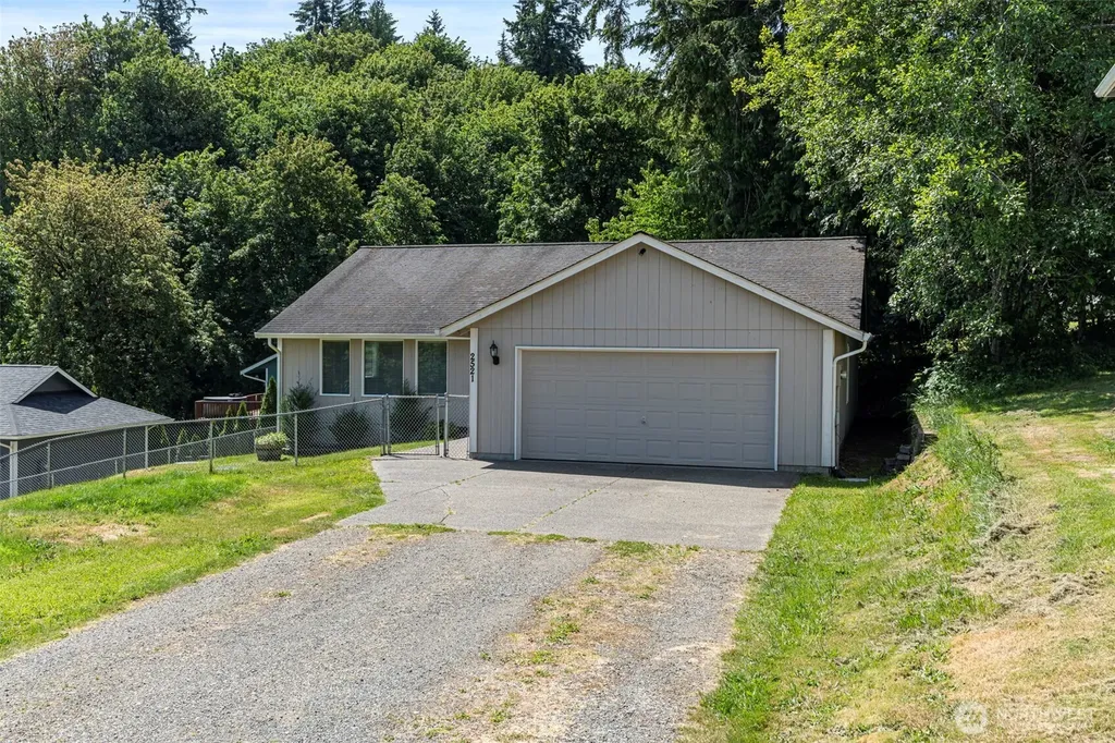 2521 123rd Avenue SW Olympia WA 98512