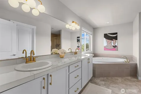 19042 123rd Avenue SE Renton WA 98058