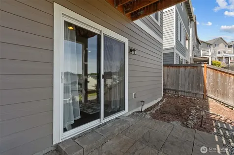 19042 123rd Avenue SE Renton WA 98058