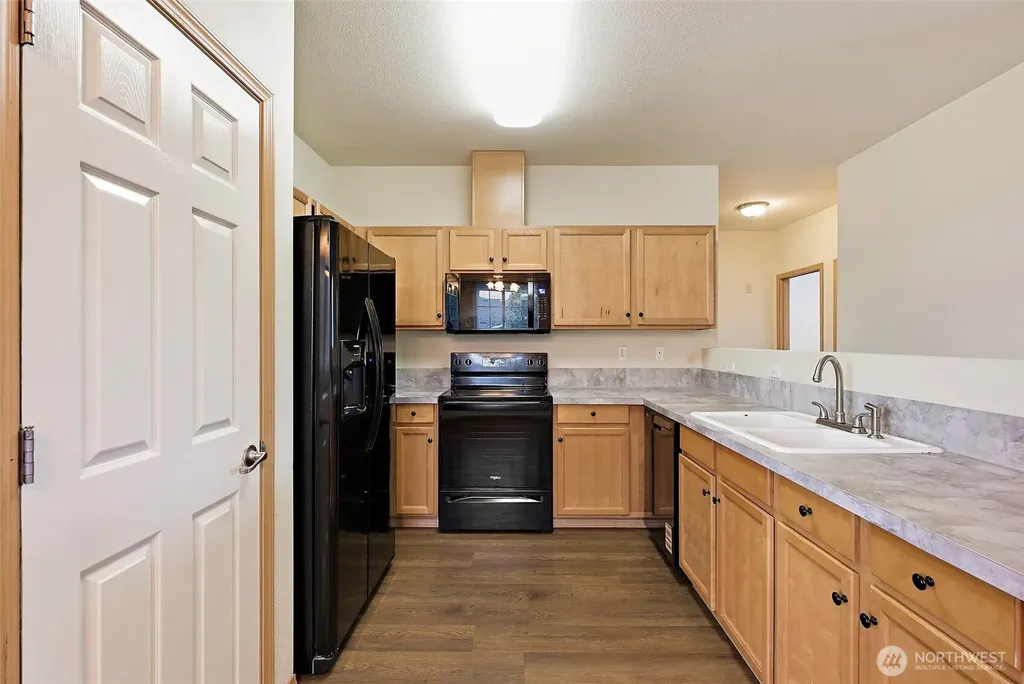 18615 101st Avenue Ct E Puyallup WA 98375