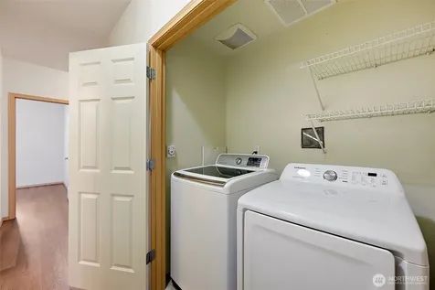 18615 101st Avenue Ct E Puyallup WA 98375