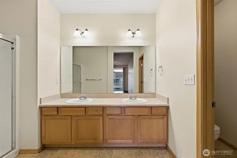 18615 101st Avenue Ct E Puyallup WA 98375