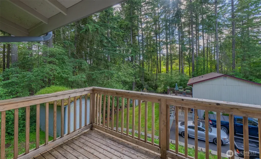 871 NE Larson Boulevard Belfair WA 98528