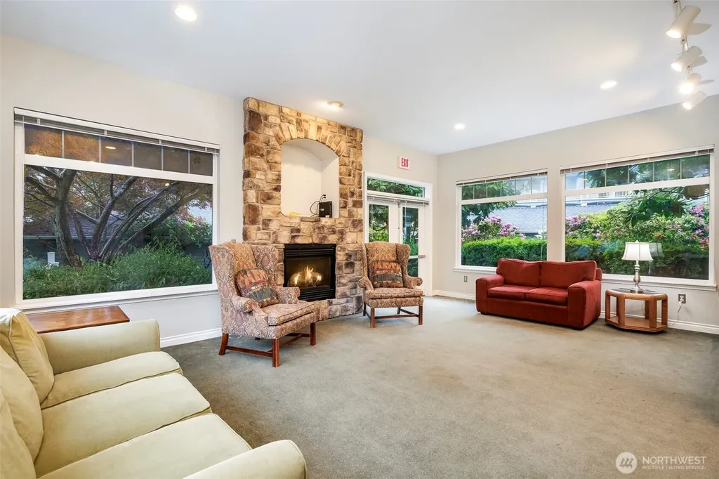 12712 Admiralty Way Everett WA 98204