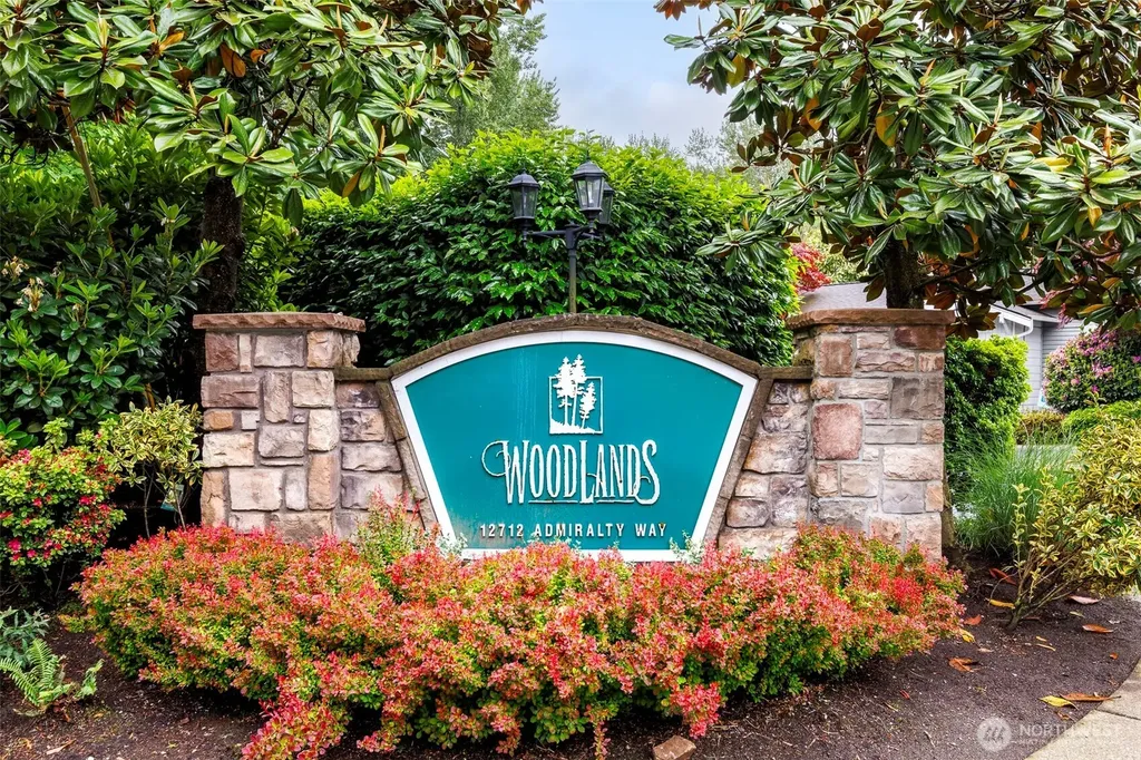 12712 Admiralty Way Everett WA 98204