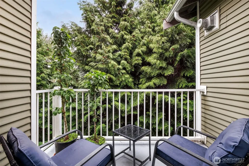12712 Admiralty Way Everett WA 98204