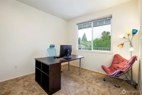 12712 Admiralty Way Everett WA 98204