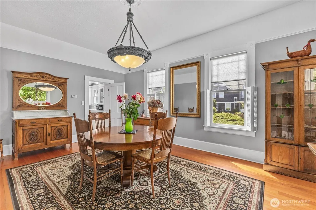 403 N Macleod Avenue Arlington WA 98223