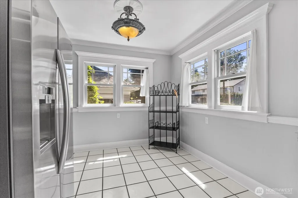 403 N Macleod Avenue Arlington WA 98223