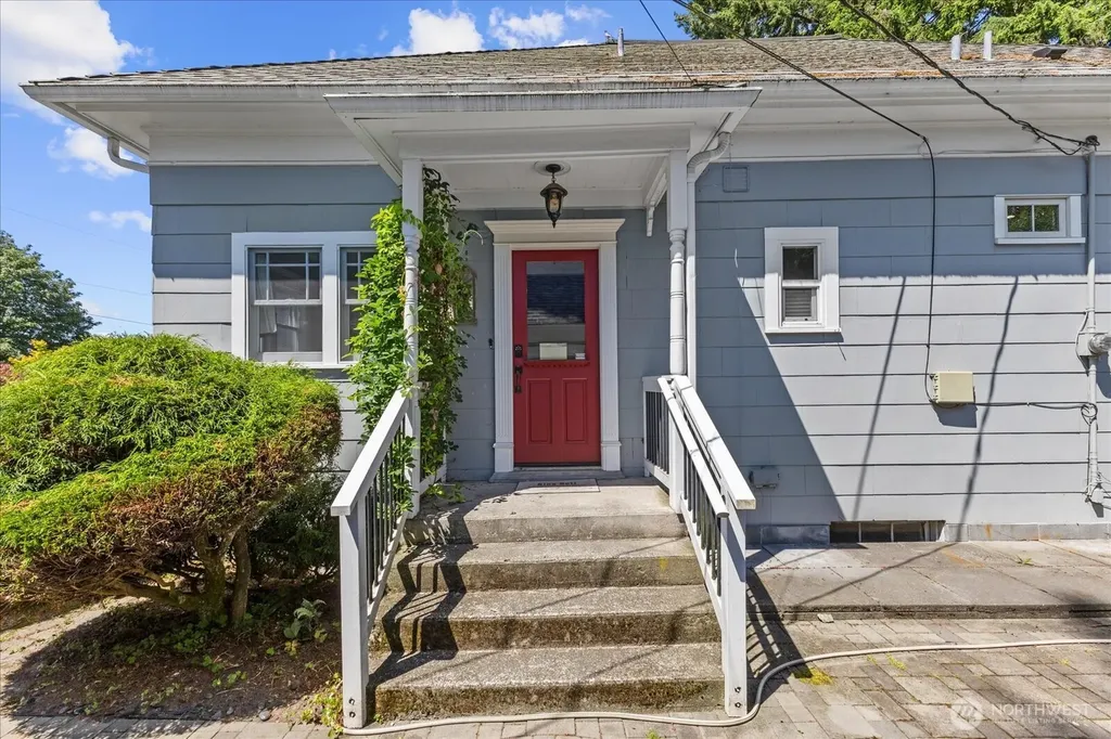 403 N Macleod Avenue Arlington WA 98223