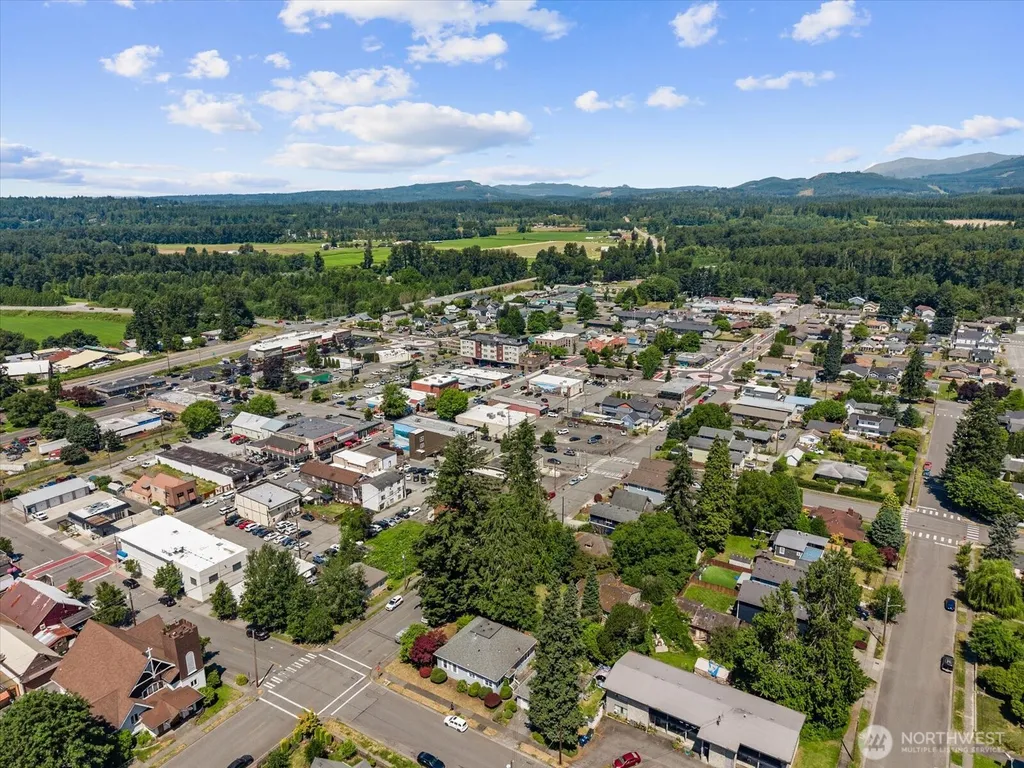 403 N Macleod Avenue Arlington WA 98223