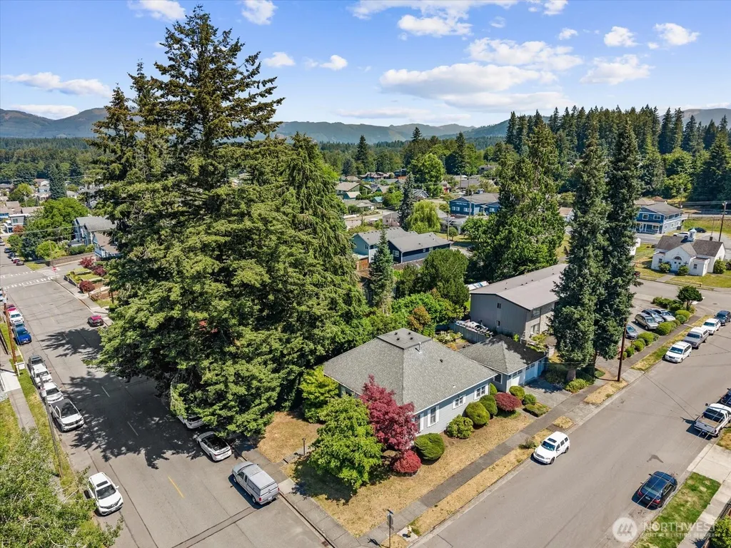 403 N Macleod Avenue Arlington WA 98223