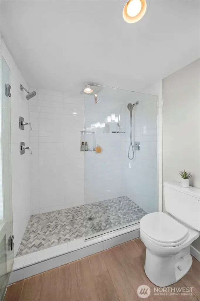 12302 SE 46th Court Bellevue WA 98006