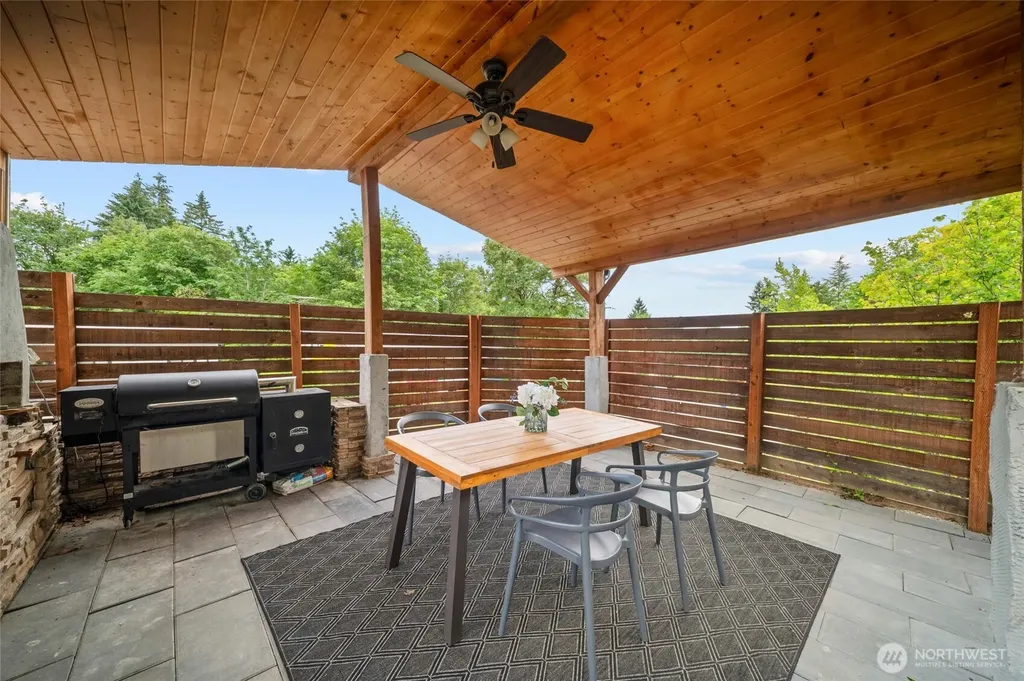 12302 SE 46th Court Bellevue WA 98006