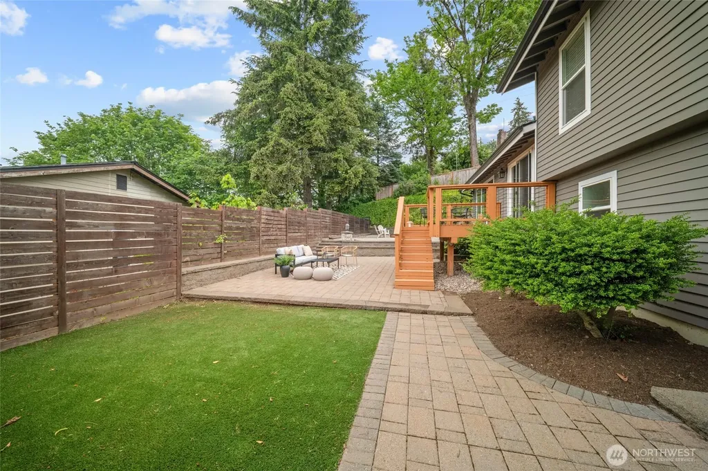 12302 SE 46th Court Bellevue WA 98006