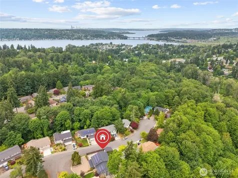 12302 SE 46th Court Bellevue WA 98006