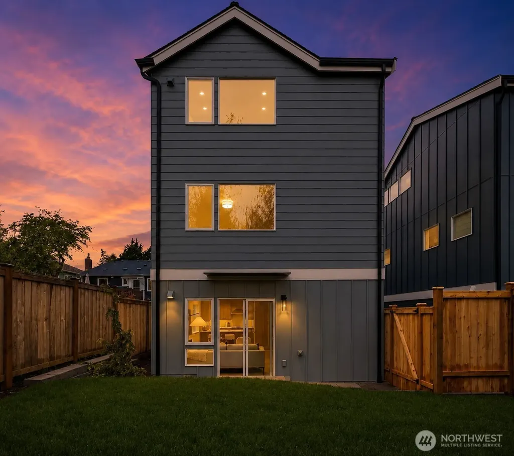 537 N 70th Street Seattle WA 98103