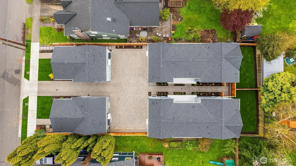 537 N 70th Street Seattle WA 98103