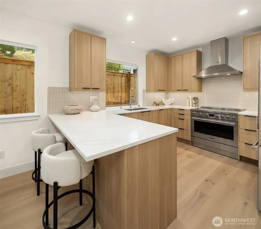 537 N 70th Street Seattle WA 98103