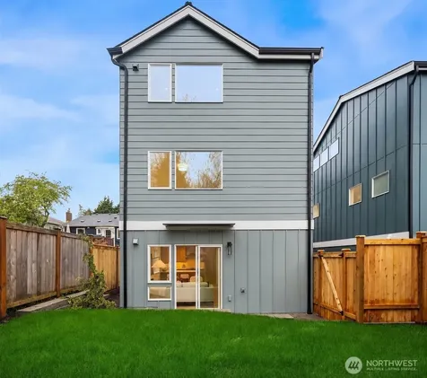 537 N 70th Street Seattle WA 98103
