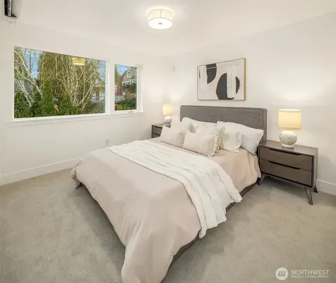 537 N 70th Street Seattle WA 98103