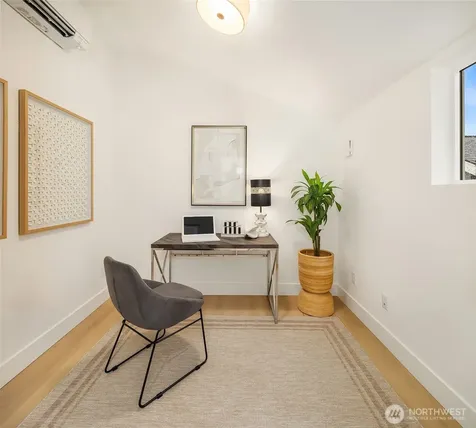 537 N 70th Street Seattle WA 98103
