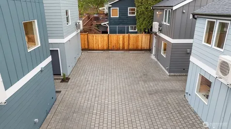 537 N 70th Street Seattle WA 98103