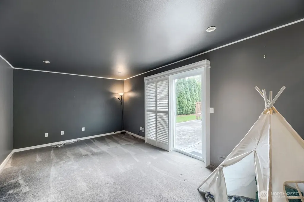 10332 27th Drive SE Everett WA 98208