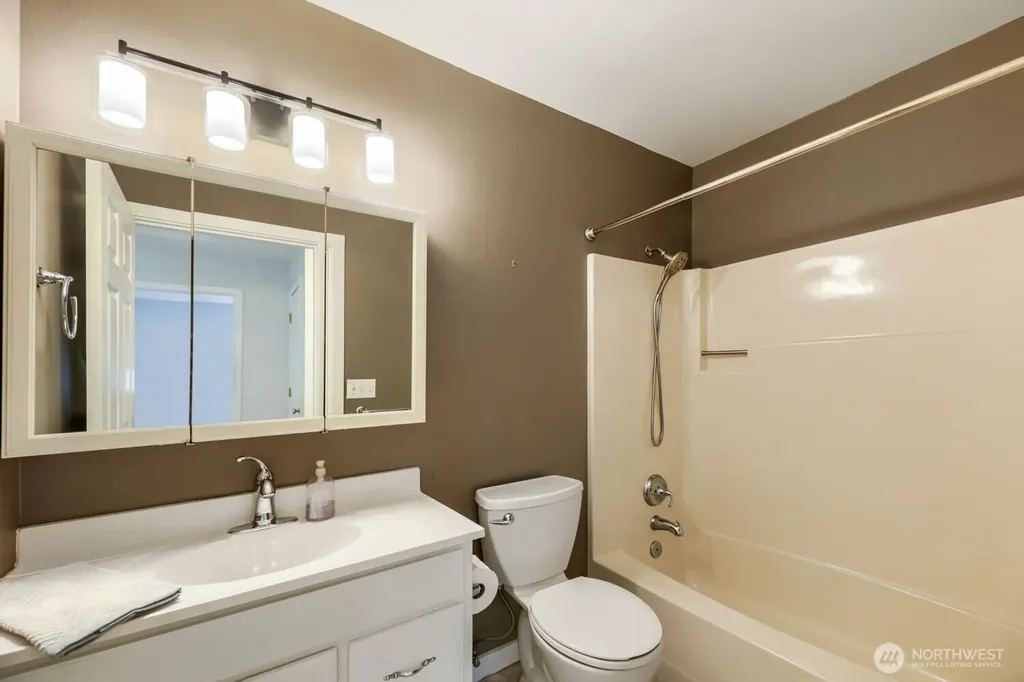 10332 27th Drive SE Everett WA 98208