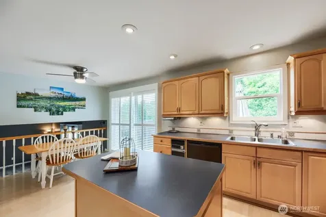 10332 27th Drive SE Everett WA 98208