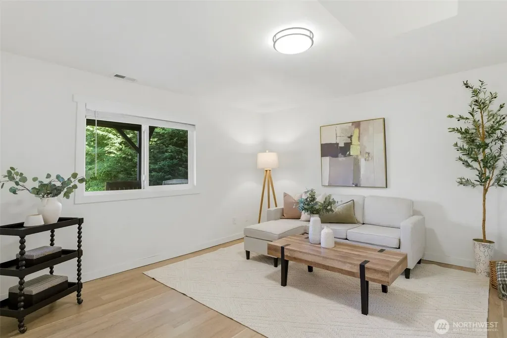 5417 99th Avenue NW Gig Harbor WA 98335