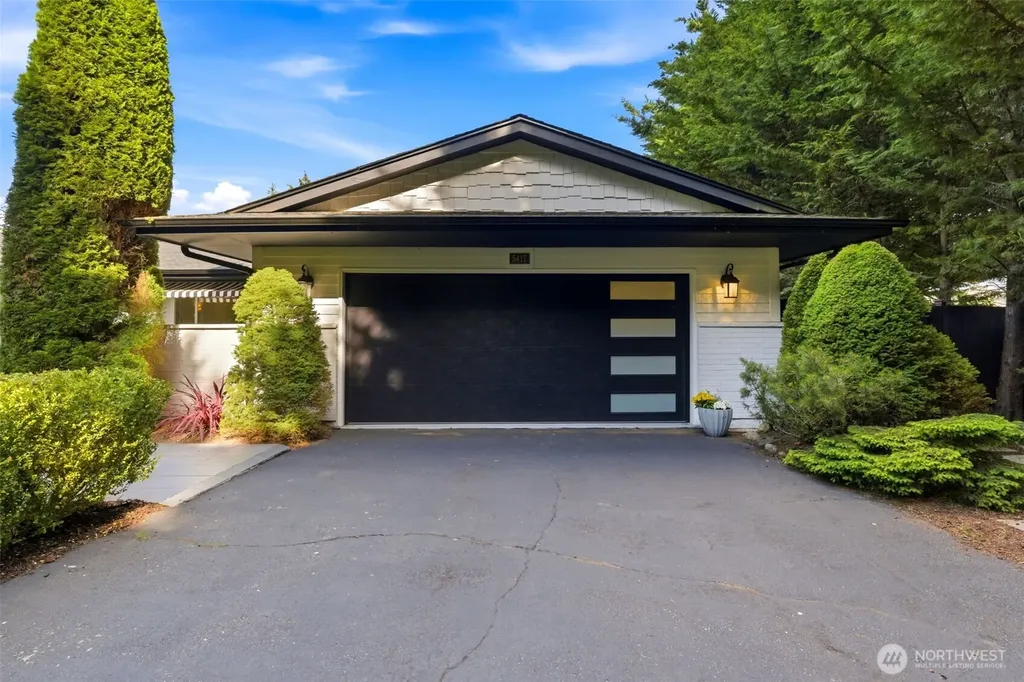 5417 99th Avenue NW Gig Harbor WA 98335