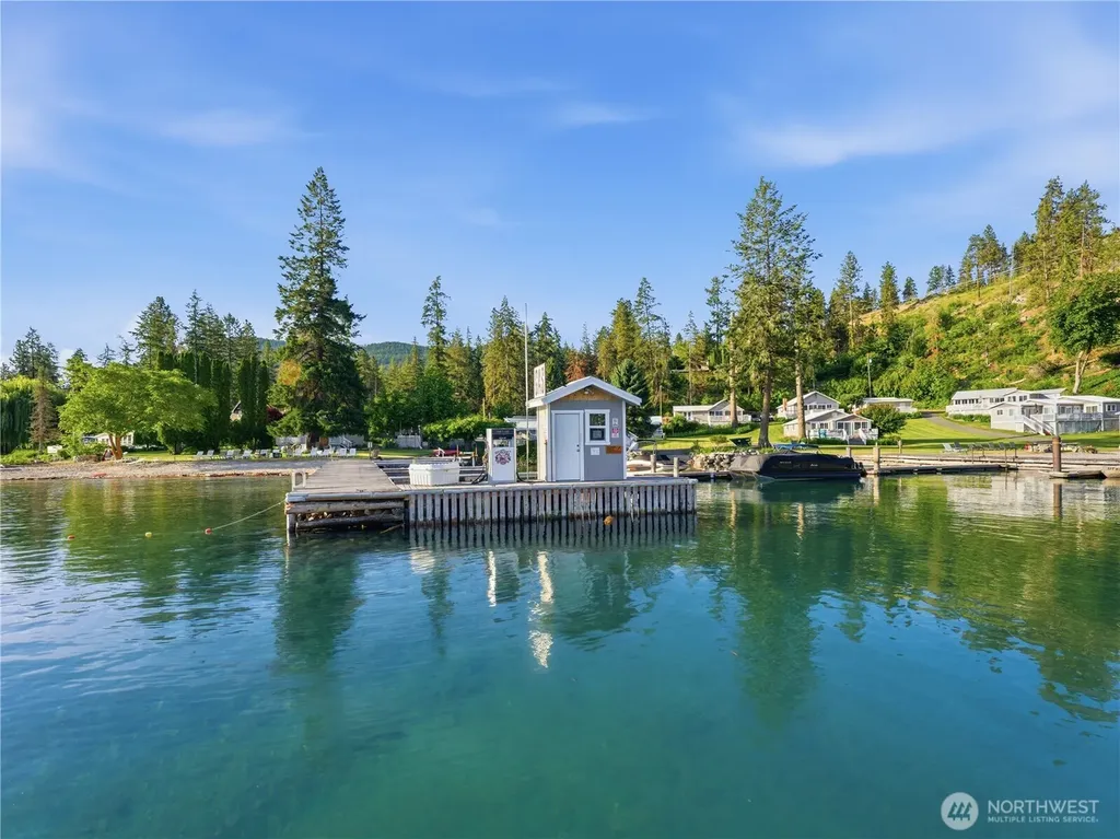 7750 S Lakeshore Road Chelan WA 98816
