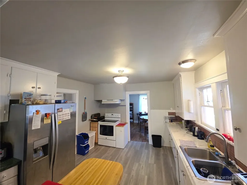 911 Alder Hoquiam WA 98550