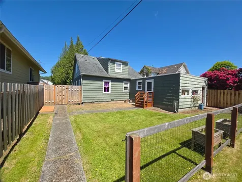 911 Alder Hoquiam WA 98550