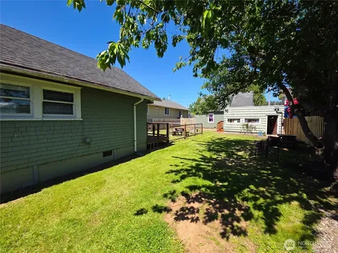 911 Alder Hoquiam WA 98550