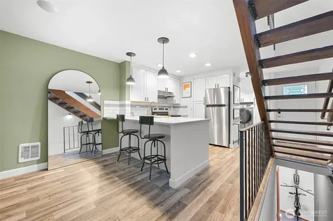 1305 W Clearbrook Drive Bellingham WA 98229