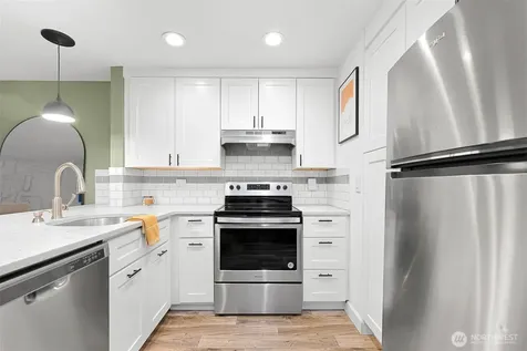 1305 W Clearbrook Drive Bellingham WA 98229