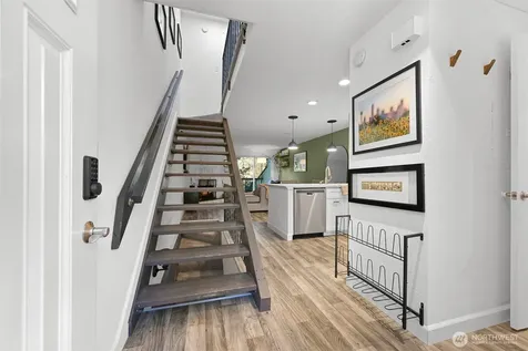 1305 W Clearbrook Drive Bellingham WA 98229