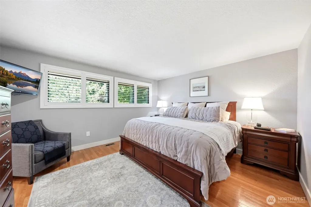 1526 S Lake Stickney Drive Lynnwood WA 98087