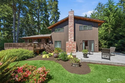 1526 S Lake Stickney Drive Lynnwood WA 98087