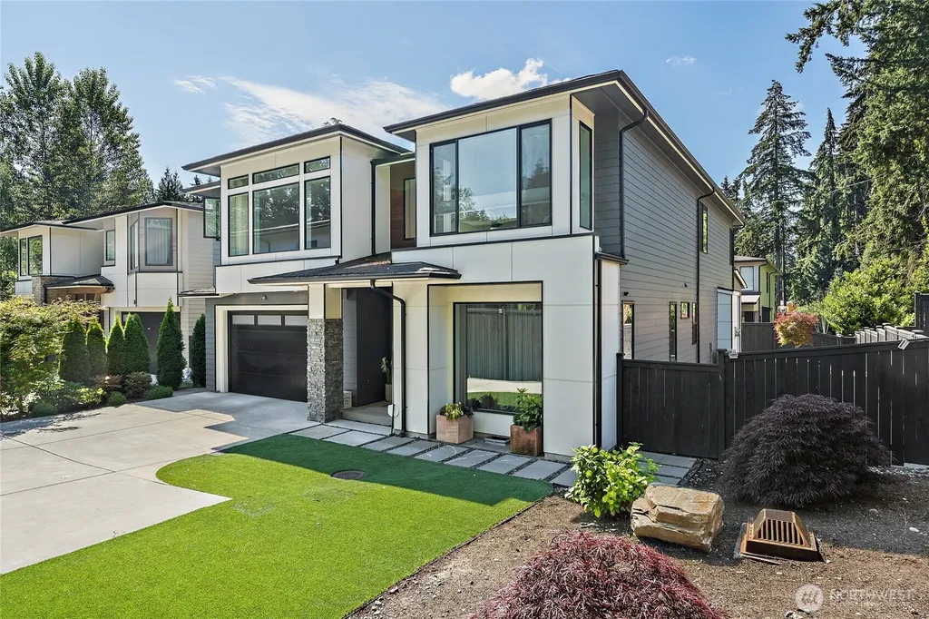 11312 115th Avenue NE Kirkland WA 98033