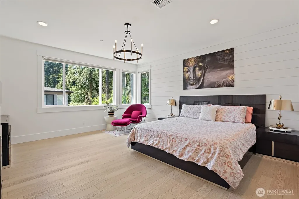11312 115th Avenue NE Kirkland WA 98033