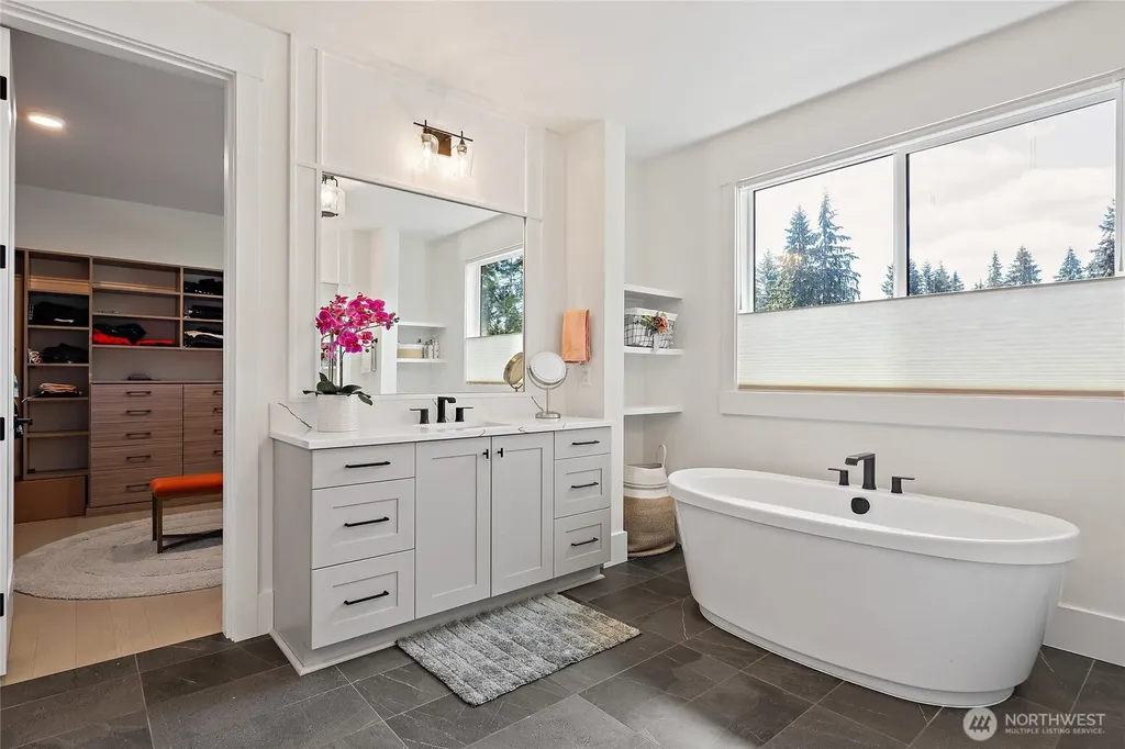 11312 115th Avenue NE Kirkland WA 98033