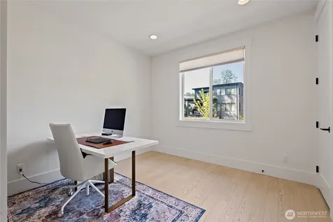 11312 115th Avenue NE Kirkland WA 98033