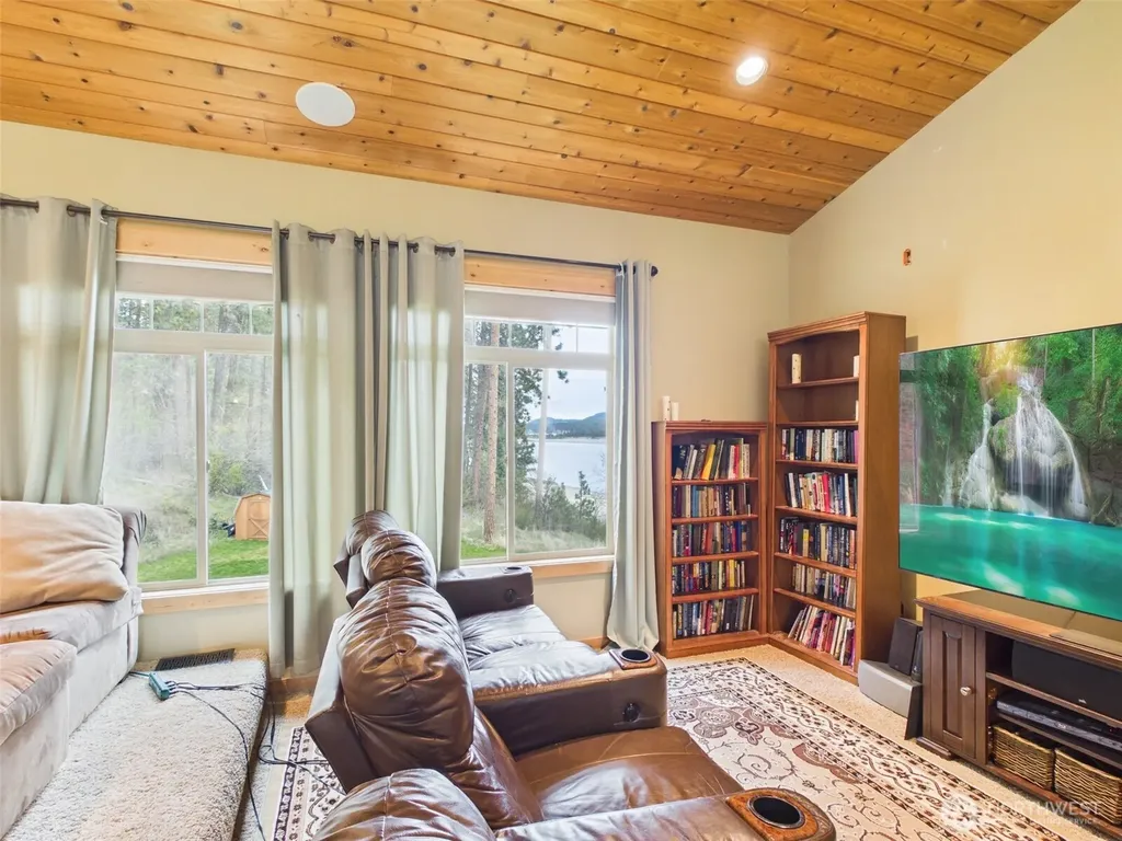 6 Sherman Homes Spur Road Inchelium WA 99141
